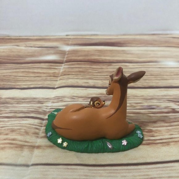 Hallmark Keepsake "The Newborn Prince" Bambi DISNEY Christmas Ornament 2000 - Picture 4 of 15